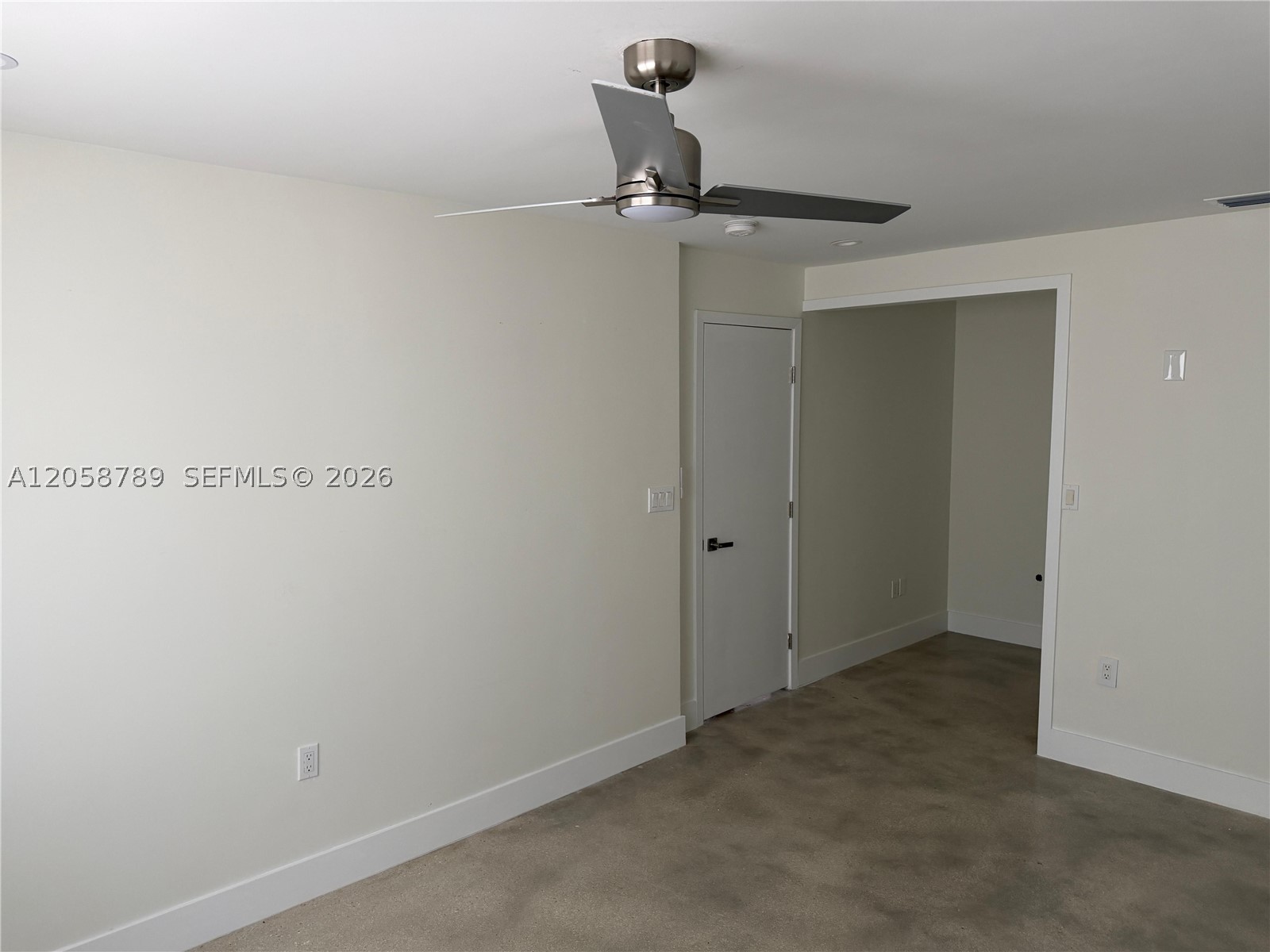 CONTINUUM CONDO PH II - Residential