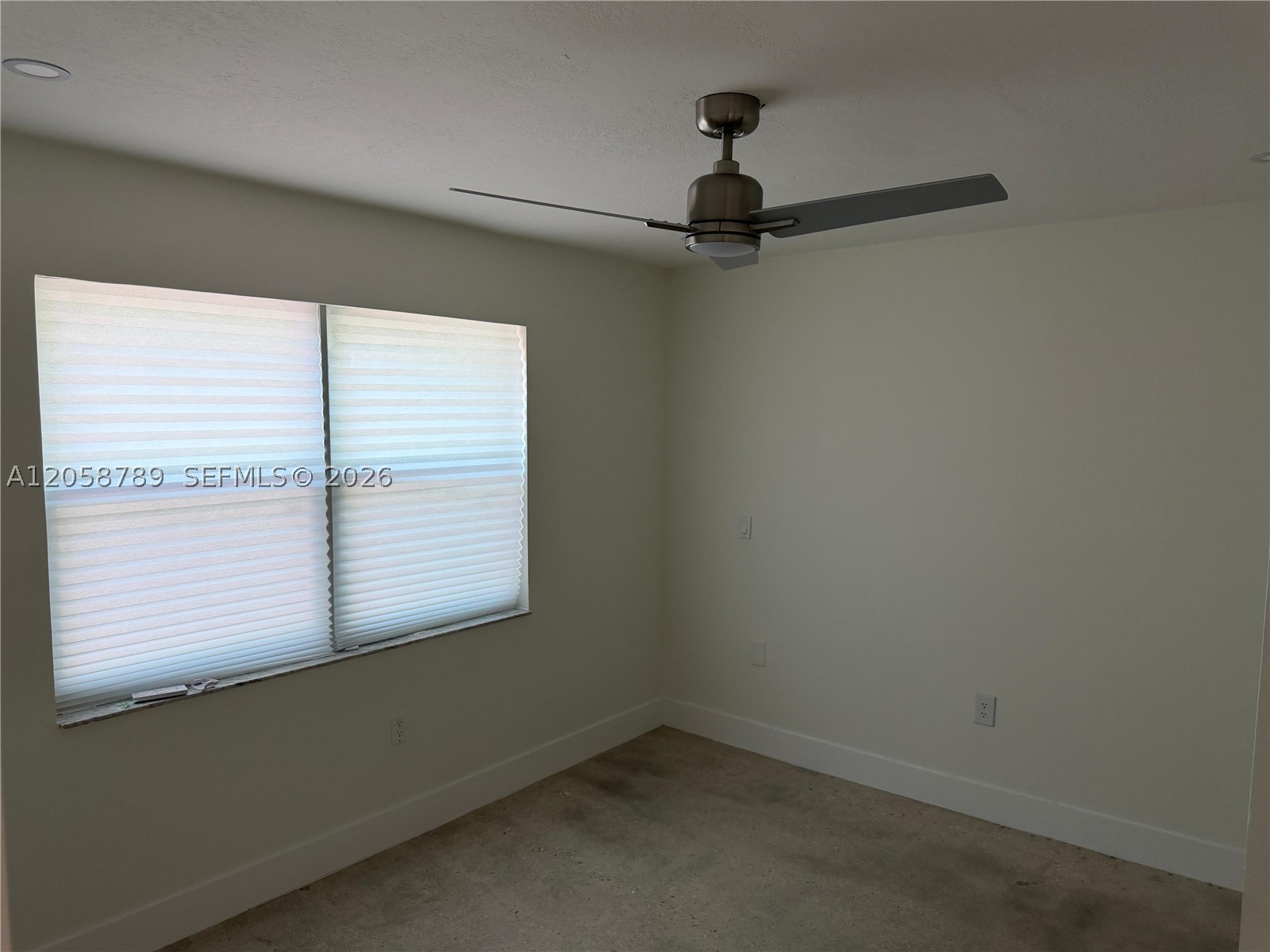CONTINUUM CONDO PH II - Residential