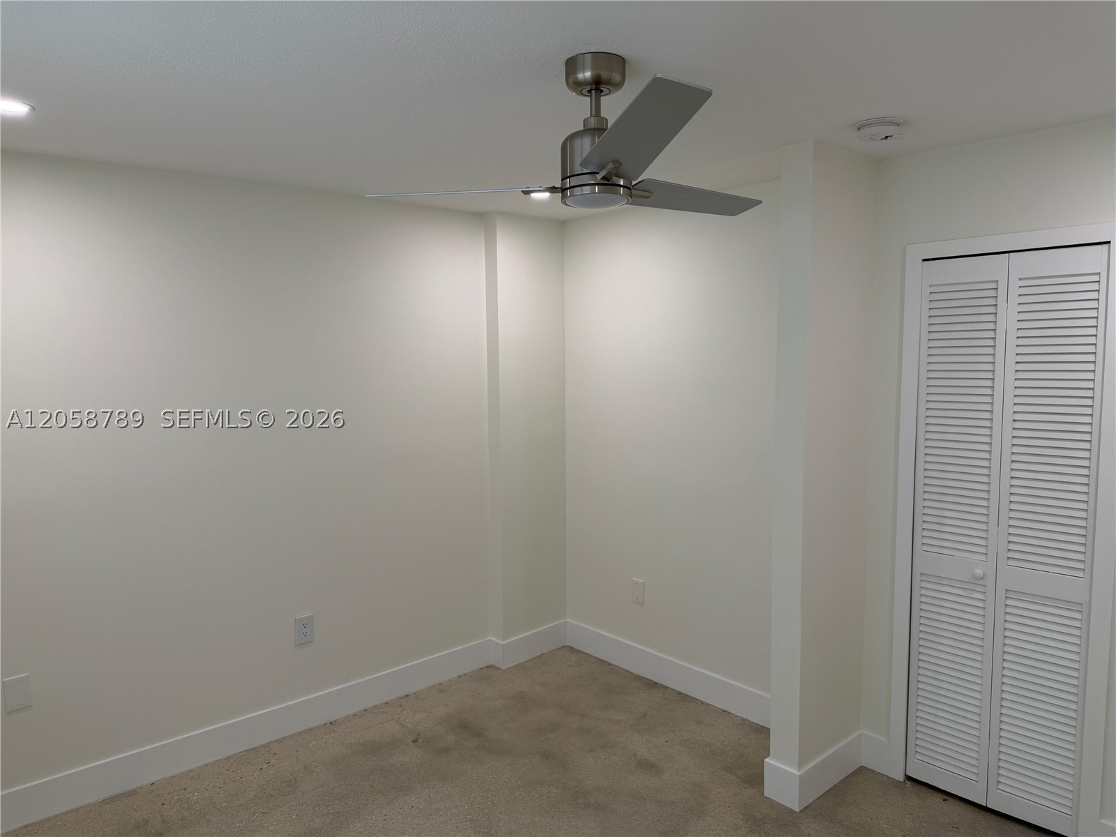 CONTINUUM CONDO PH II - Residential