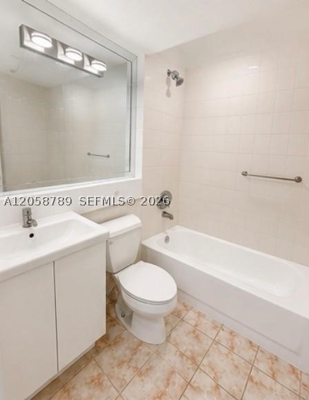 CONTINUUM CONDO PH II - Residential