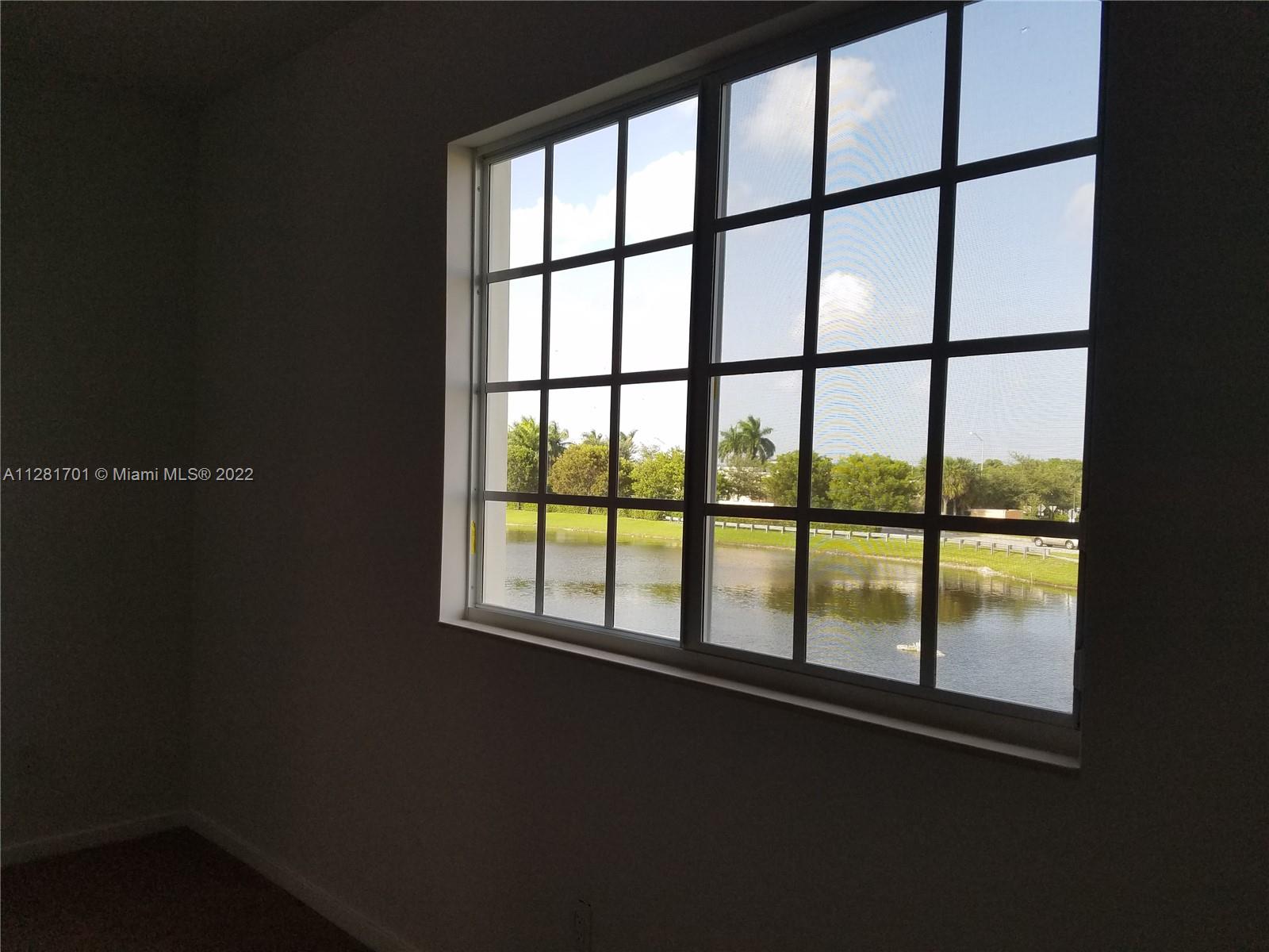 CALABRIA II - Residential Lease