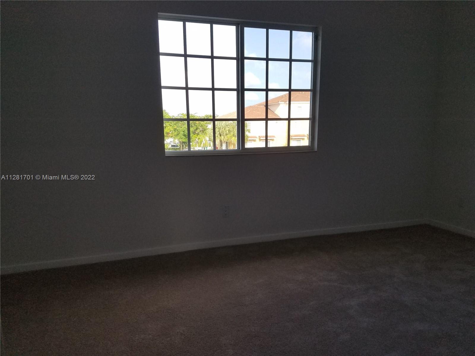 CALABRIA II - Residential Lease