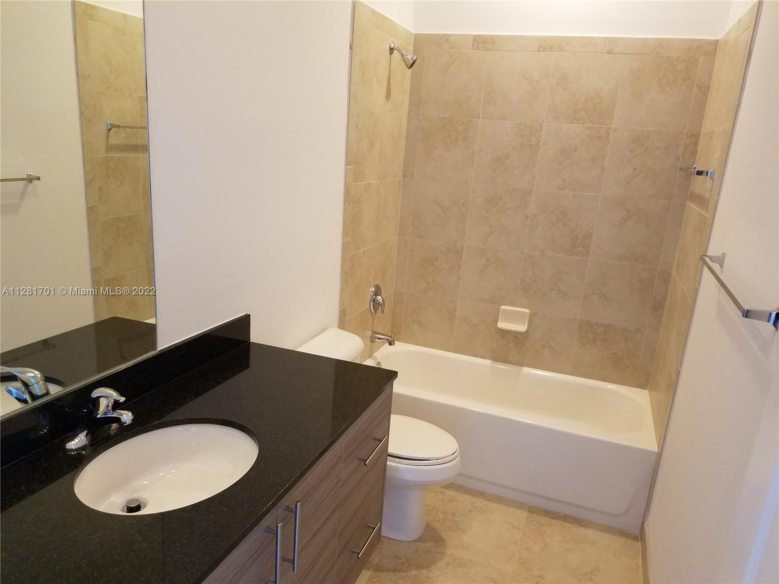 CALABRIA II - Residential Lease