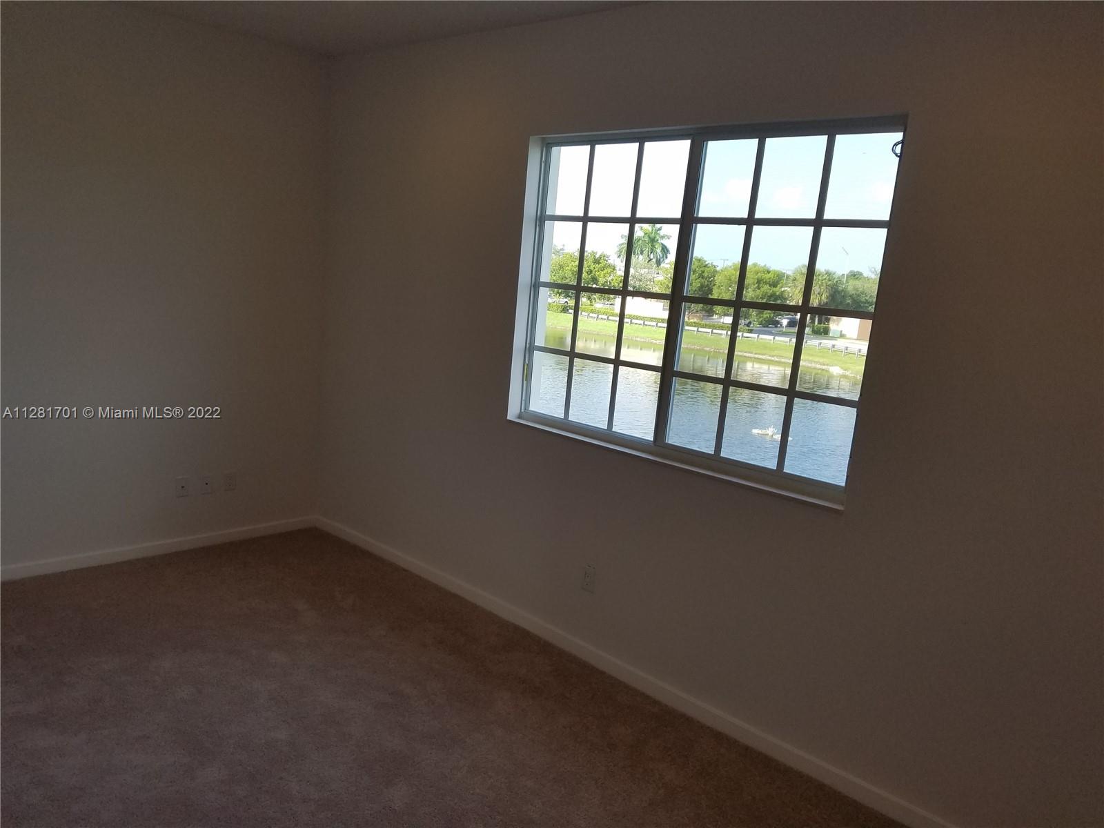 CALABRIA II - Residential Lease