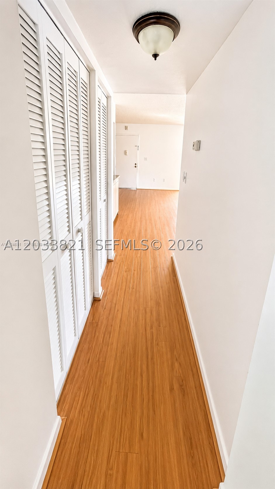 KINGS CREEK WEST CONDO BL - Residential