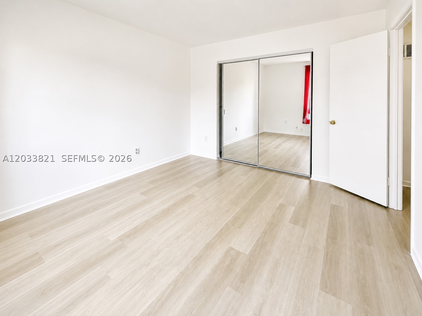 KINGS CREEK WEST CONDO BL - Residential