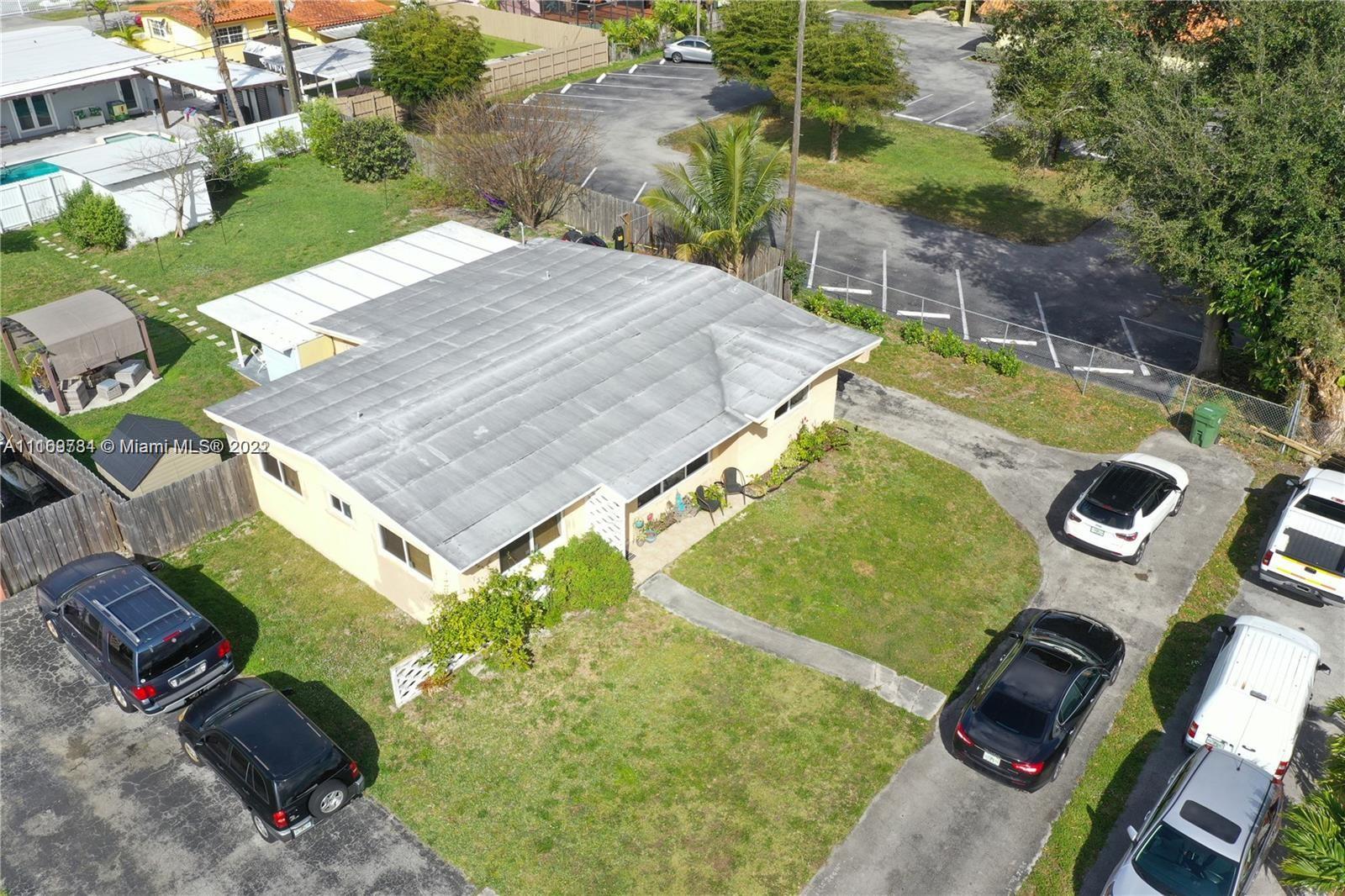 PALM SPRINGS ESTS SEC B - Residential