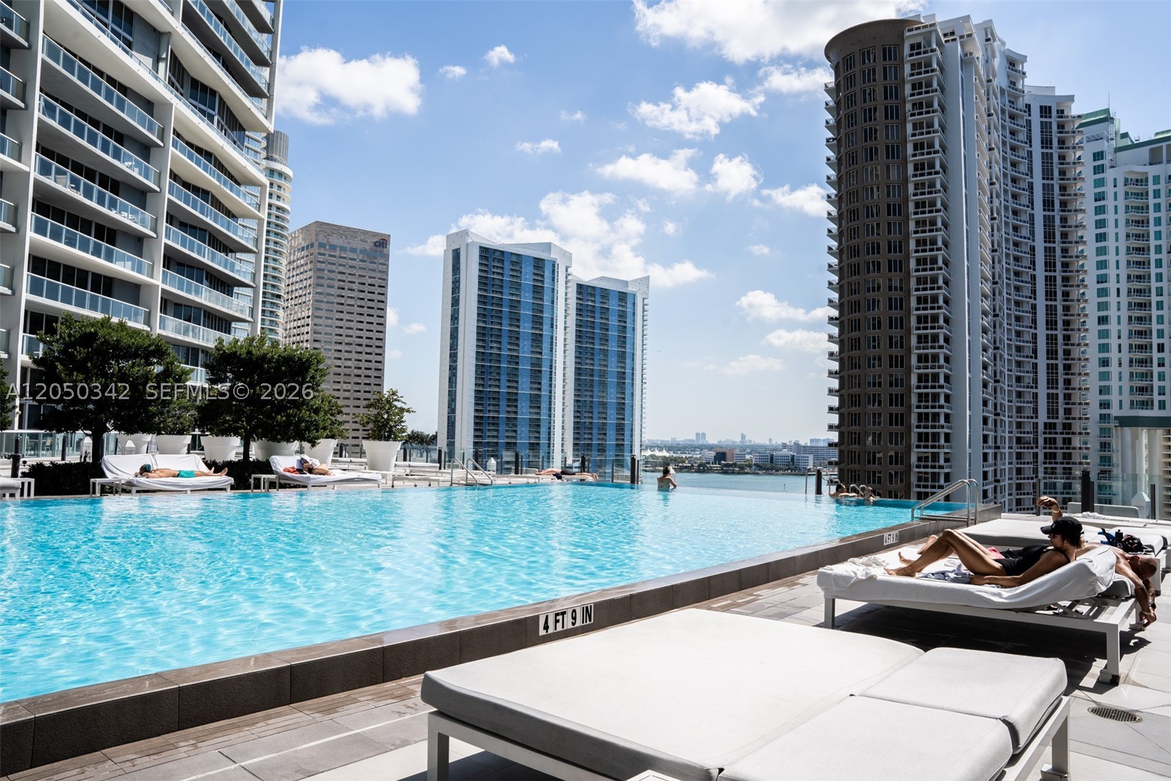ICON BRICKELL NO TWO - Residential