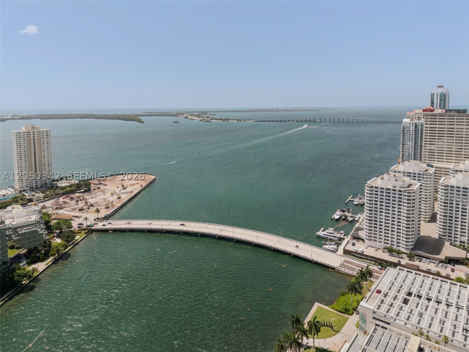 Breathtaking water views from this spectacular high-floor residence on the 53rd floor at Icon Brickell, offering panoramic views of the Atlantic Ocean, Biscayne Bay, and the Miami skyline. This vacant and easy-to-show unit features elegant marble floors, floor-to-ceiling windows, an open and functional layout, and a refined modern feel, making it ideal as a primary residence, second home, or investment opportunity. Icon Brickell is one of Miami?s most iconic luxury waterfront addresses, renowned for its resort-style lifestyle with a world-class spa and fitness center, expansive pool deck, oversized hot tub, concierge, 24/7 security, valet, on-site dining, and premium services. Perfectly located at Brickell Avenue, right at the entrance of Brickell, just steps from Brickell City Centre, top restaurants, shopping, nightlife, Biscayne Bay, and with excellent access to major avenues, expressways, Downtown Miami, beaches, and Miami International Airport. A rare opportunity to own a luxury residence with spectacular ocean and bay views!