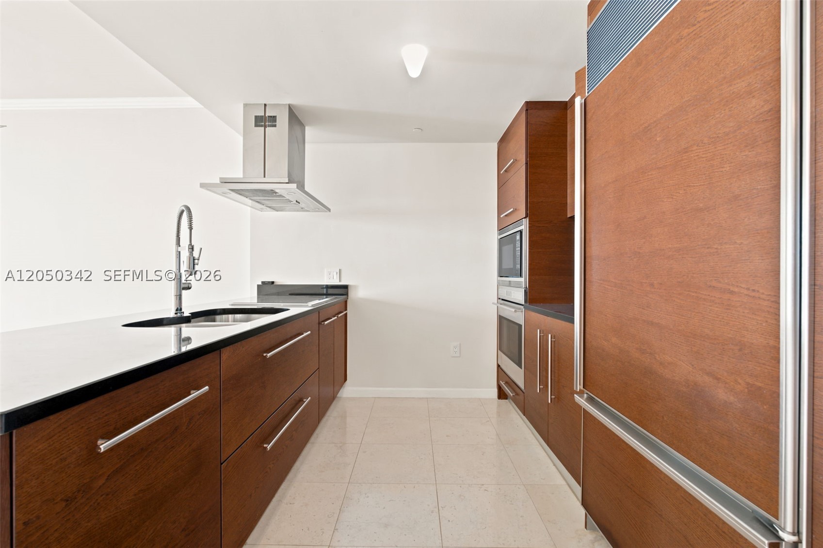 ICON BRICKELL NO TWO - Residential