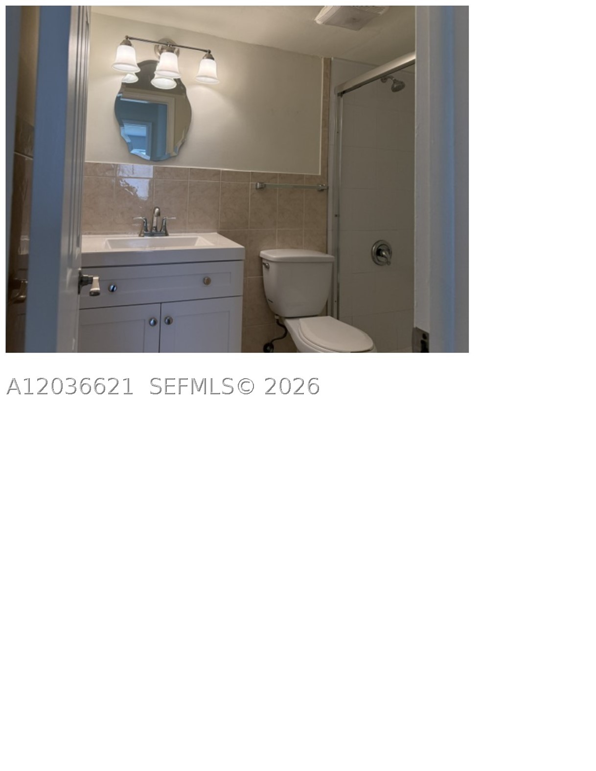 CASA GRANADA CONDO - Residential Lease