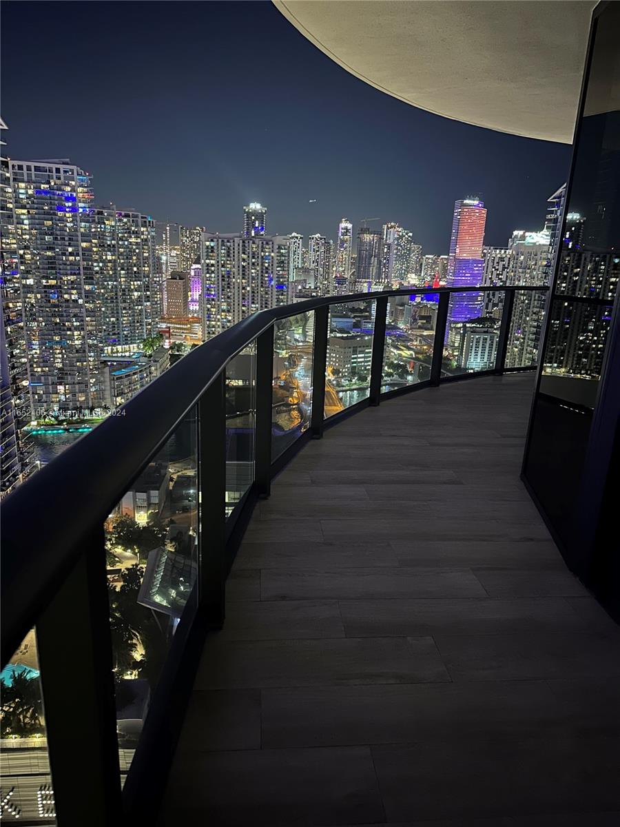 BRICKELL HEIGHTS WEST CON - Residential Lease