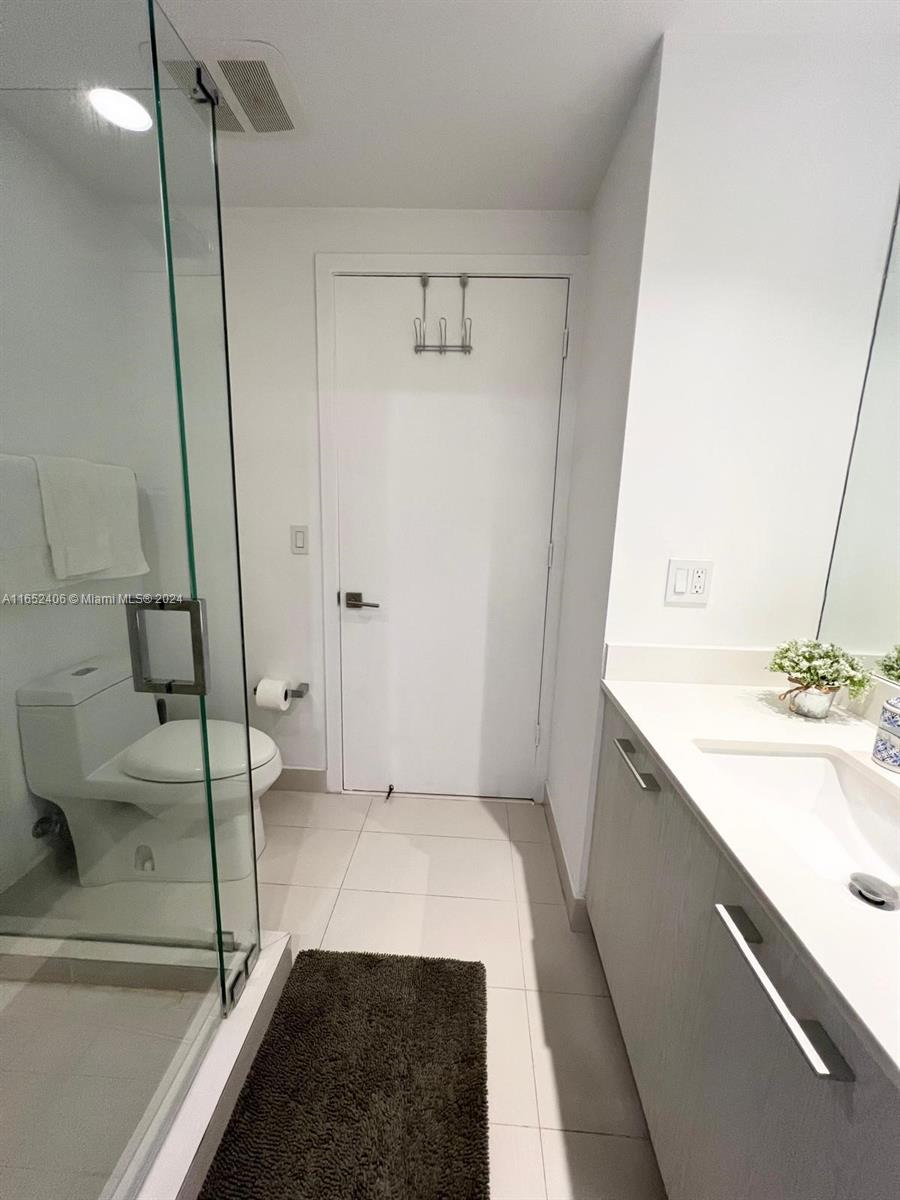 BRICKELL HEIGHTS WEST CON - Residential Lease