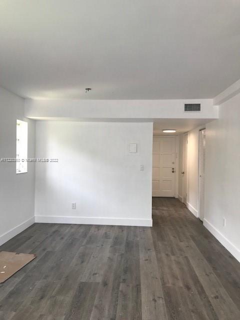 COURTYARDS AT KENDALL CON - Residential Lease