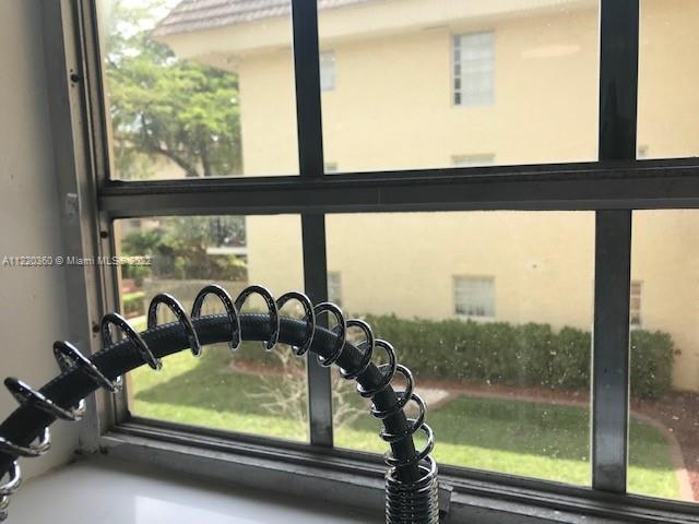 COURTYARDS AT KENDALL CON - Residential Lease