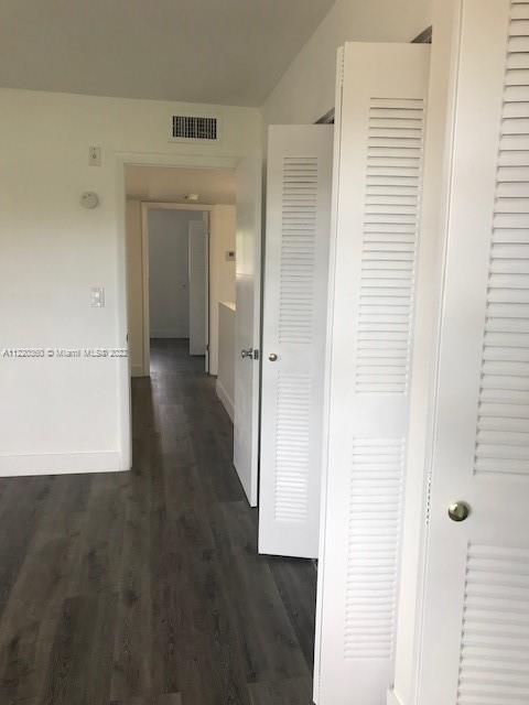 COURTYARDS AT KENDALL CON - Residential Lease