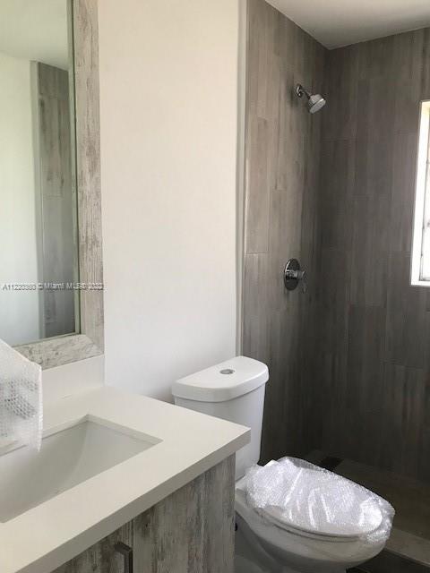 COURTYARDS AT KENDALL CON - Residential Lease