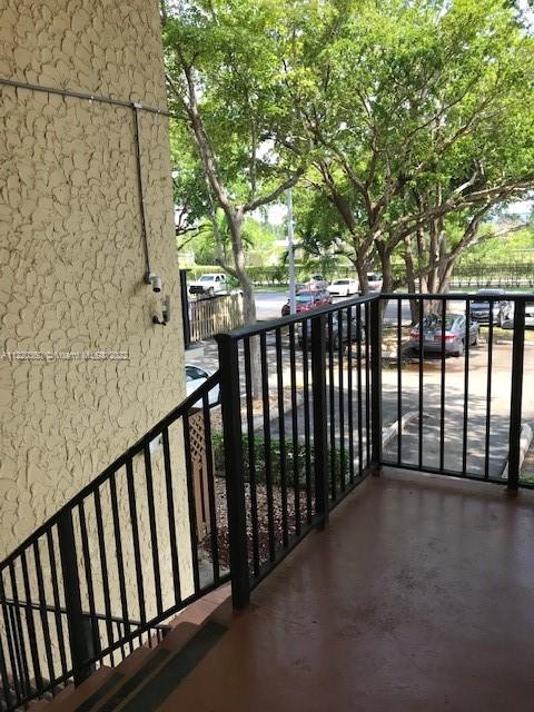 COURTYARDS AT KENDALL CON - Residential Lease