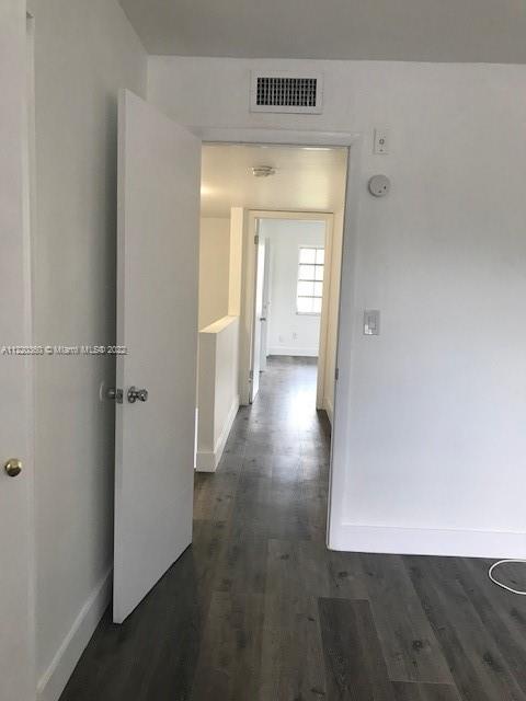 COURTYARDS AT KENDALL CON - Residential Lease
