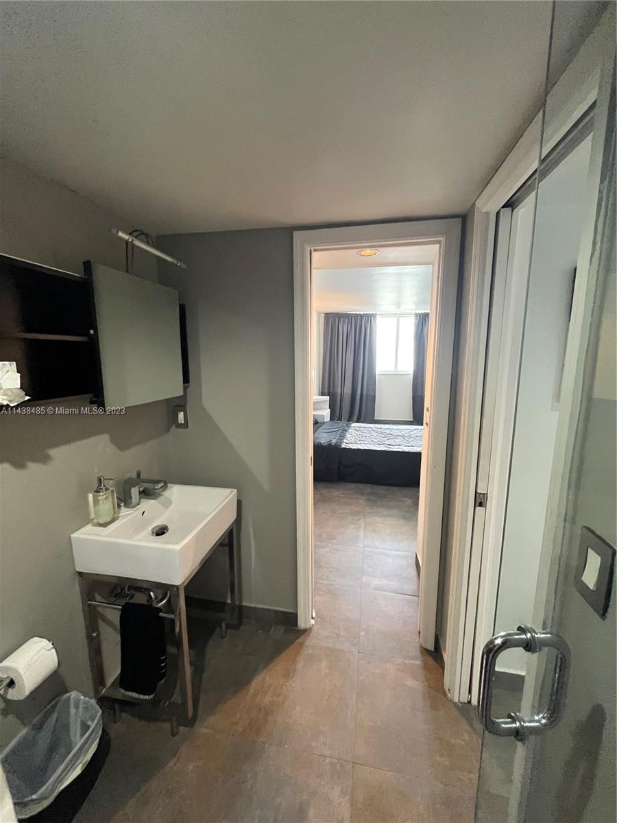 OCEAN POINT CONDO - Residential Lease