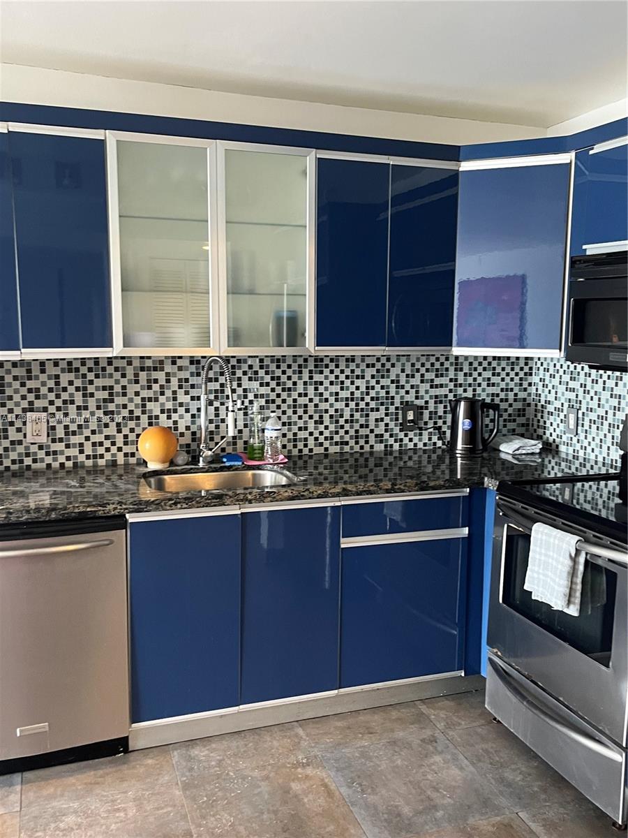 OCEAN POINT CONDO - Residential Lease