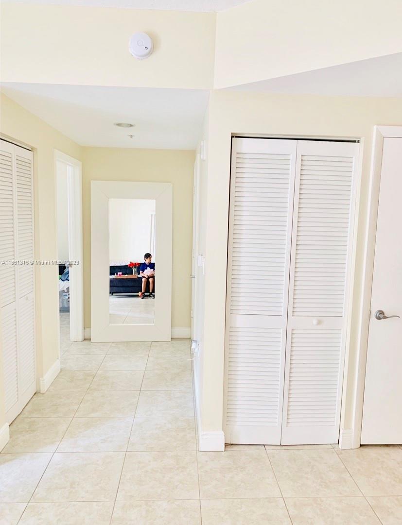 DOWNTOWN DADELAND CONDO N - Residential Lease