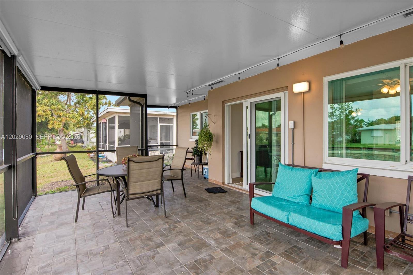 MAINLANDS OF TAMARAC LAKE - Residential