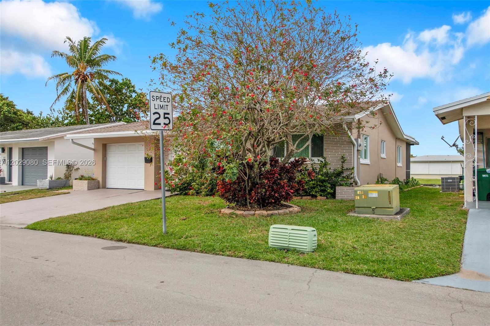 MAINLANDS OF TAMARAC LAKE - Residential