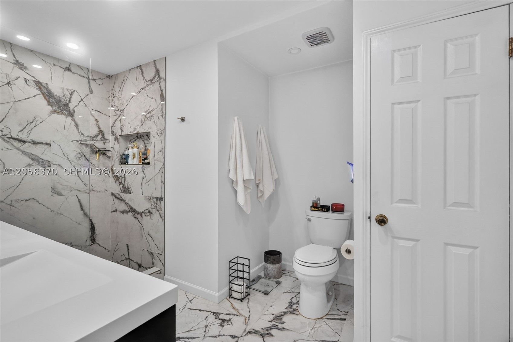 COUNTRY CLUB OF MIAMI FAI - Residential