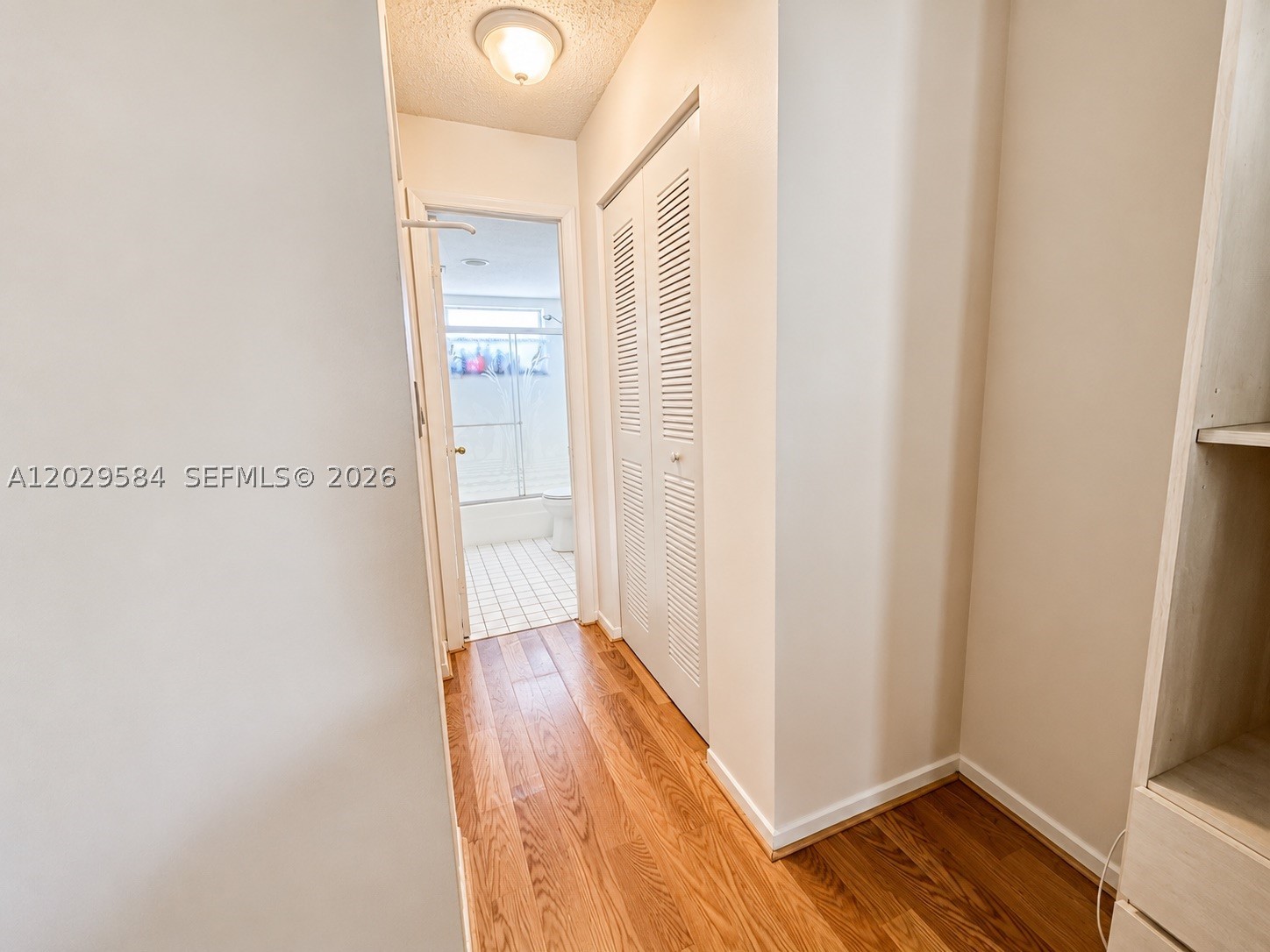 ROYAL OAKS CONDO - Residential