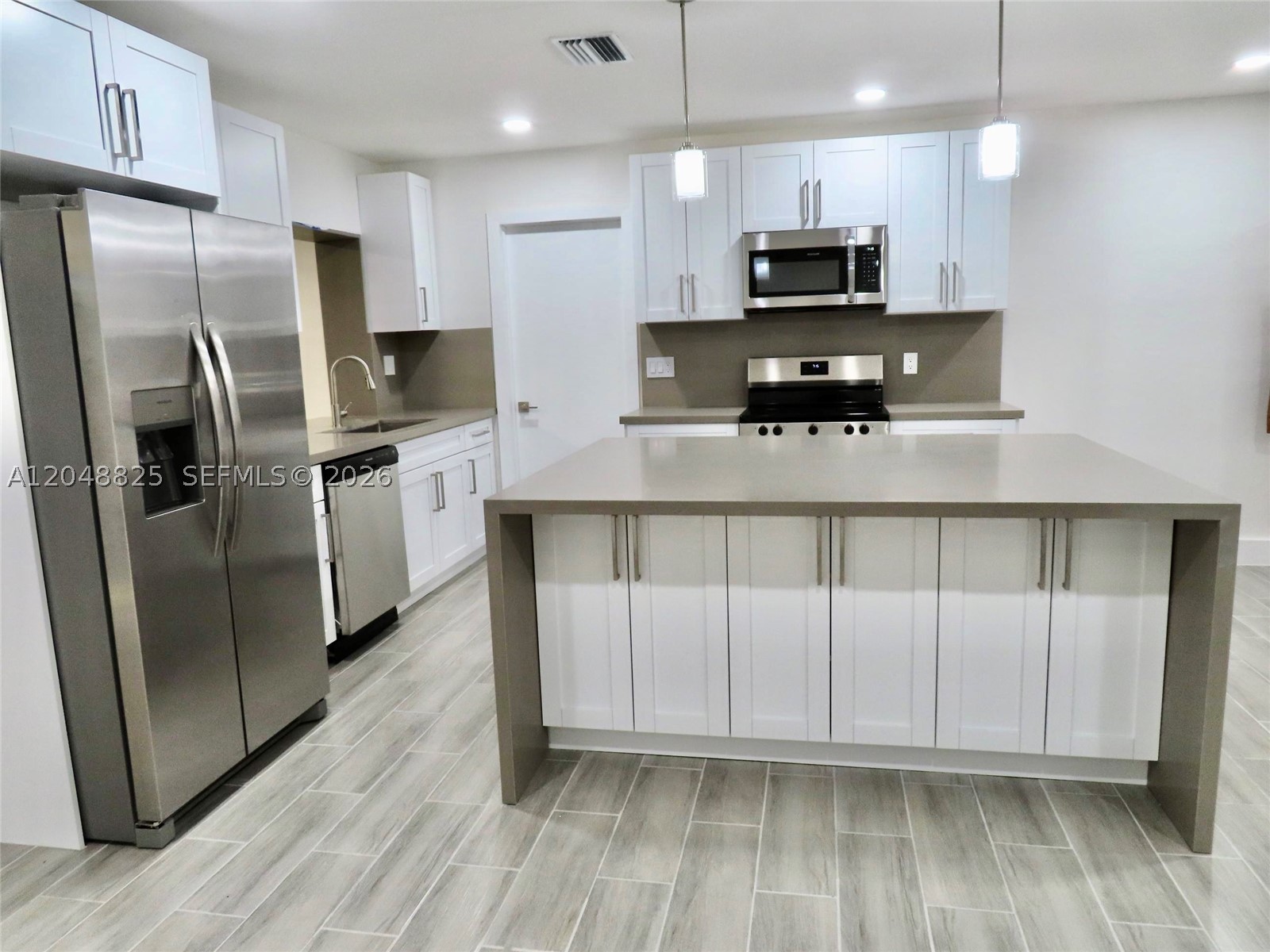 TOWN PARK HEIGHTS - Residential Lease