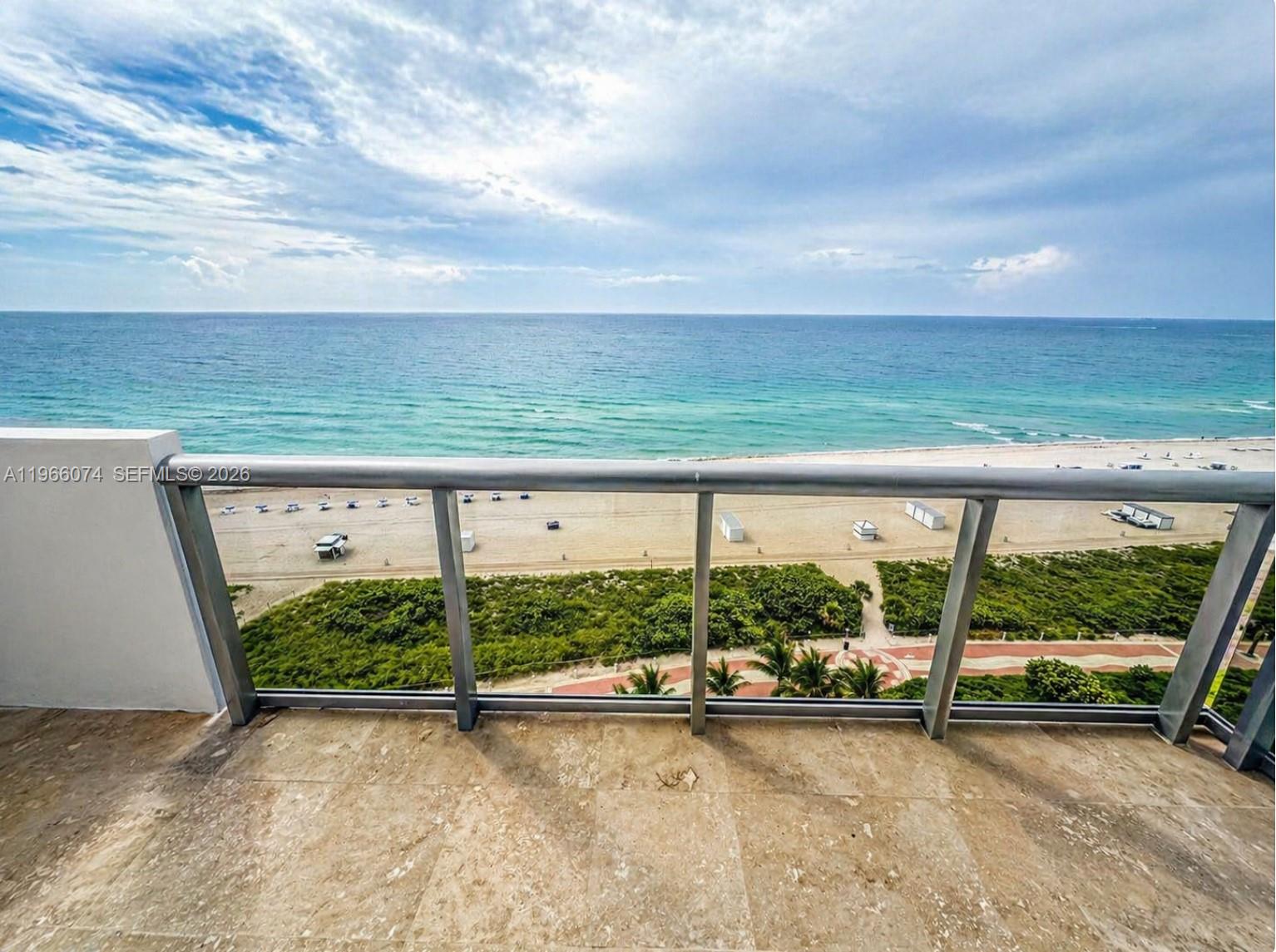 MAISON GRANDE CONDO - Residential