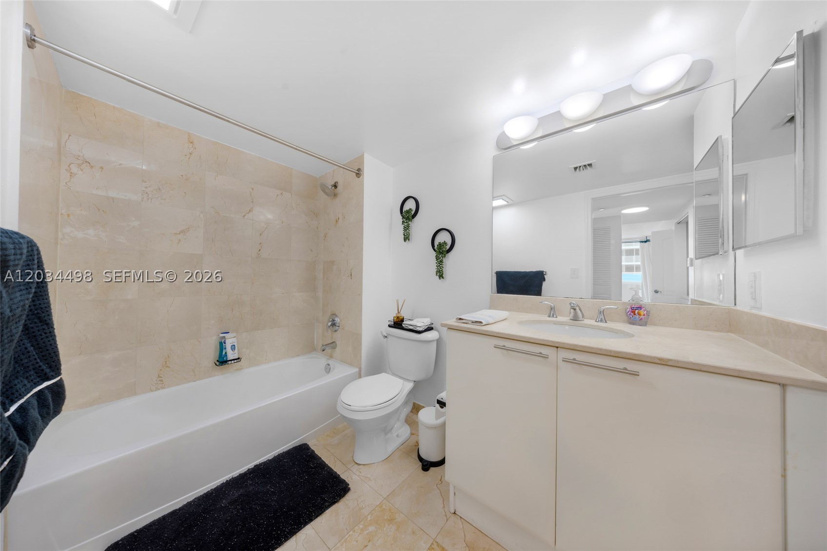 SKYLINE ON BRICKELL CONDO - Residential Lease