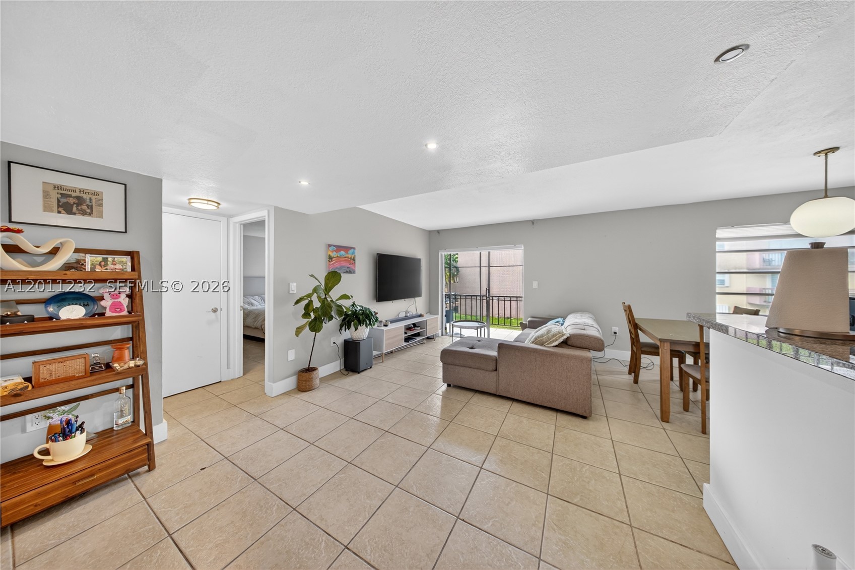 VILLAS SAN MIGUEL CONDO - Residential
