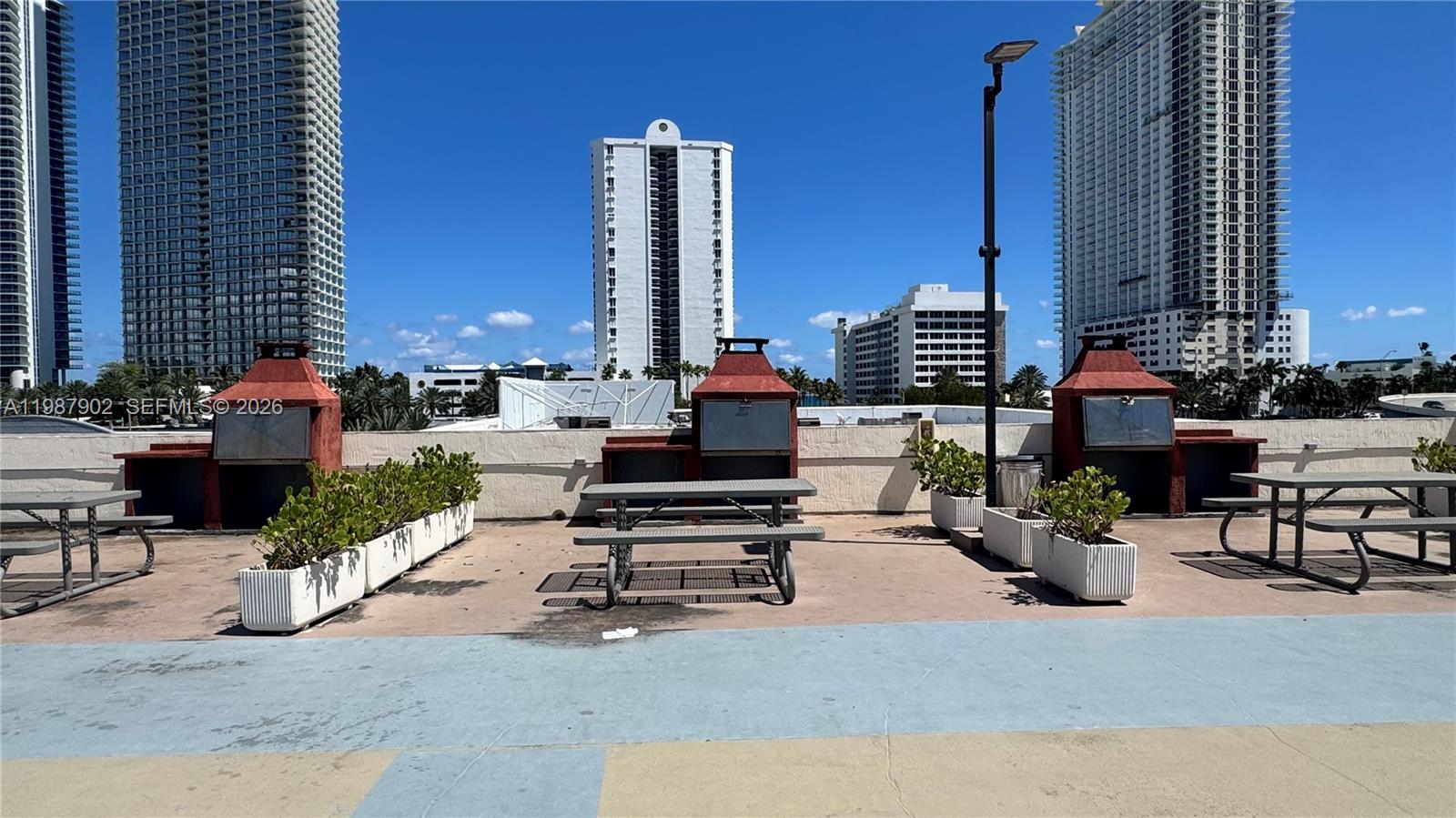 PLAZA OF AMERICAS CONDO P - Residential