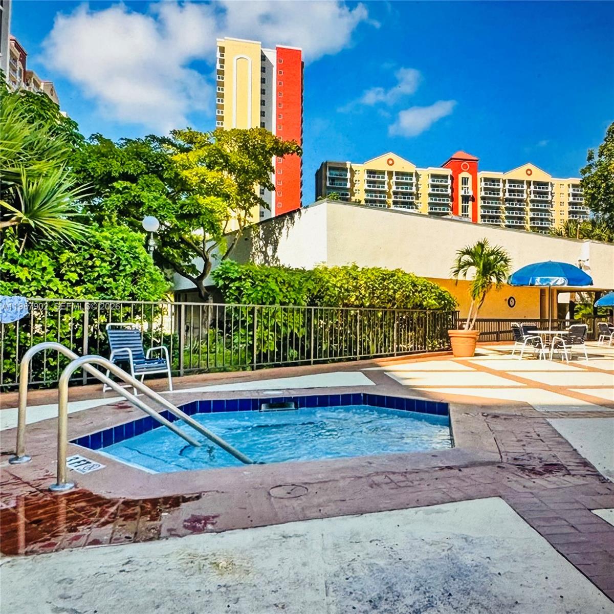 PLAZA OF AMERICAS CONDO P - Residential