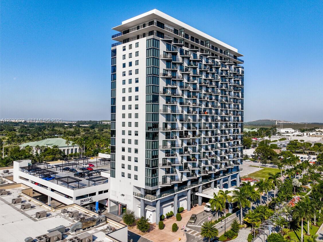 5300 PASEO CONDO - Residential