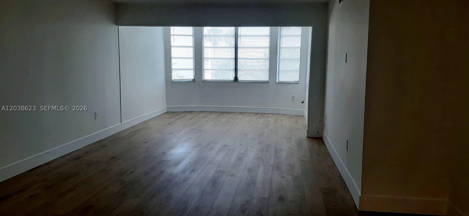 JADE WINDS GROUP-DAISY GA - Residential