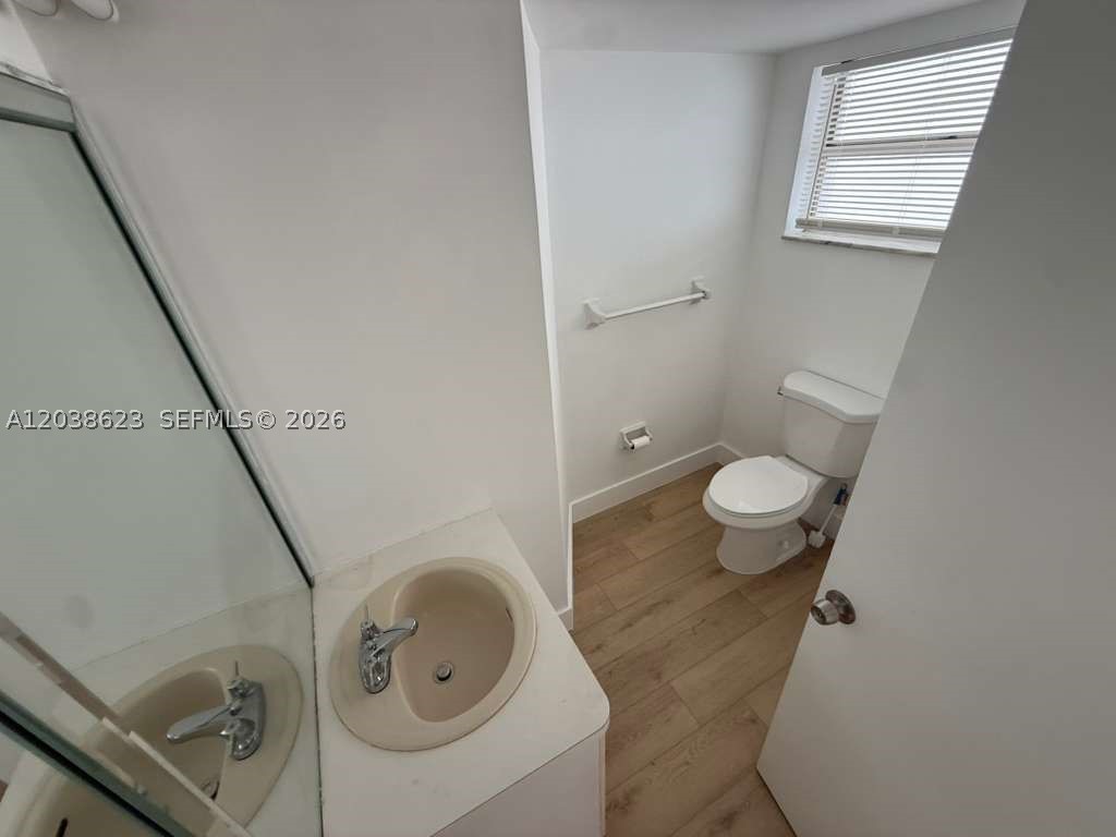 JADE WINDS GROUP-DAISY GA - Residential