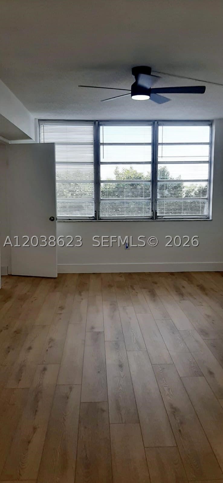 JADE WINDS GROUP-DAISY GA - Residential