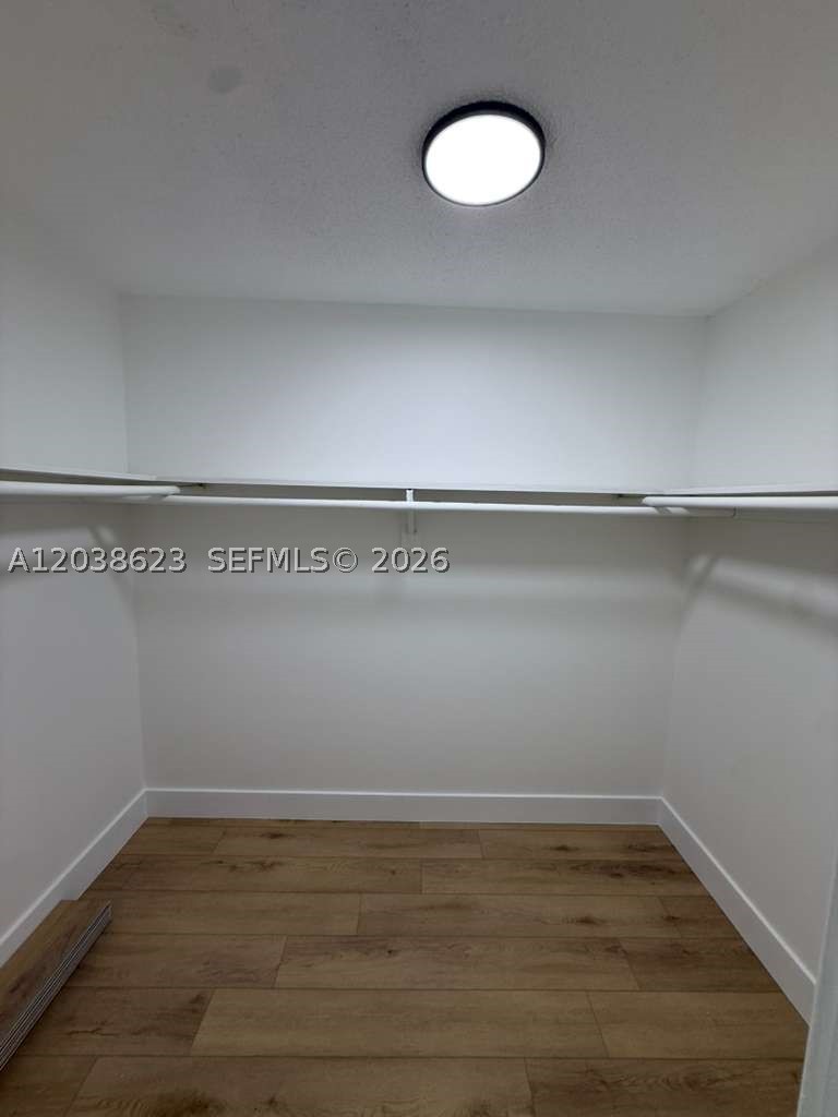 JADE WINDS GROUP-DAISY GA - Residential