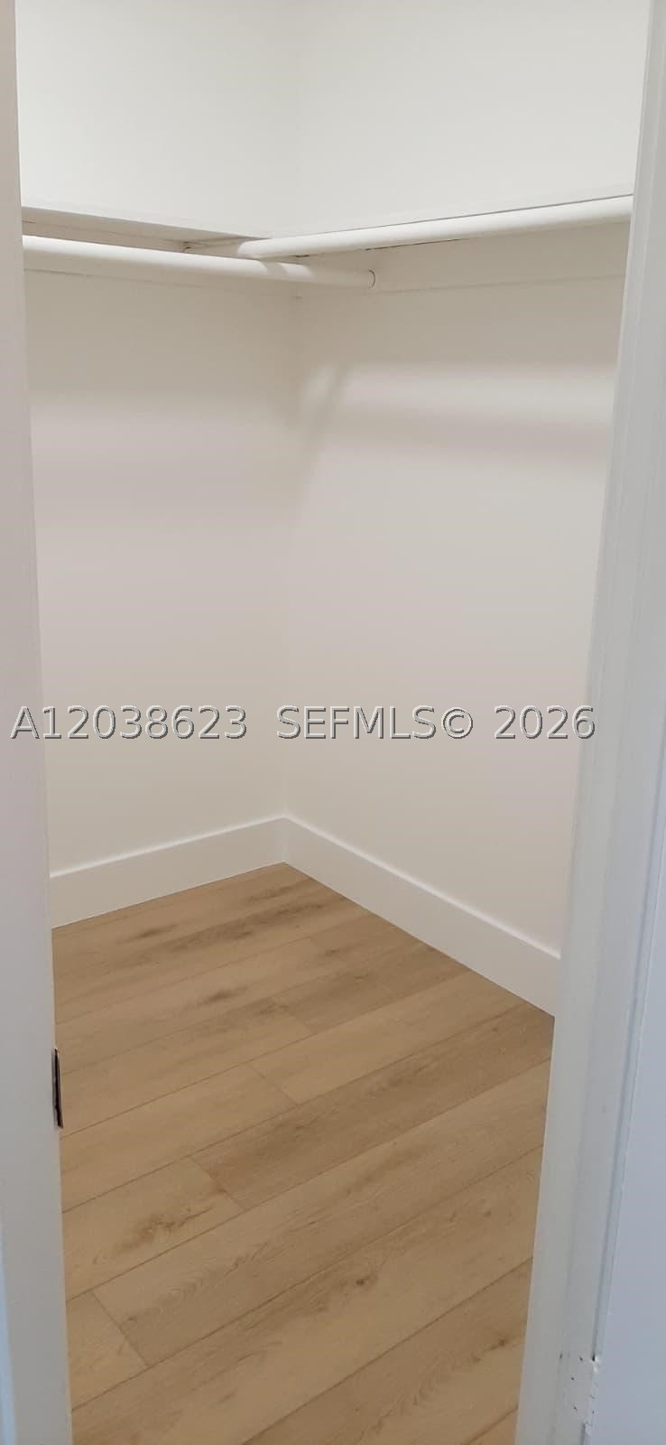JADE WINDS GROUP-DAISY GA - Residential