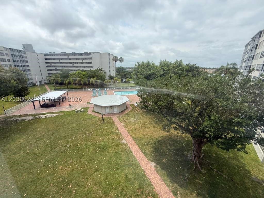 JADE WINDS GROUP-DAISY GA - Residential