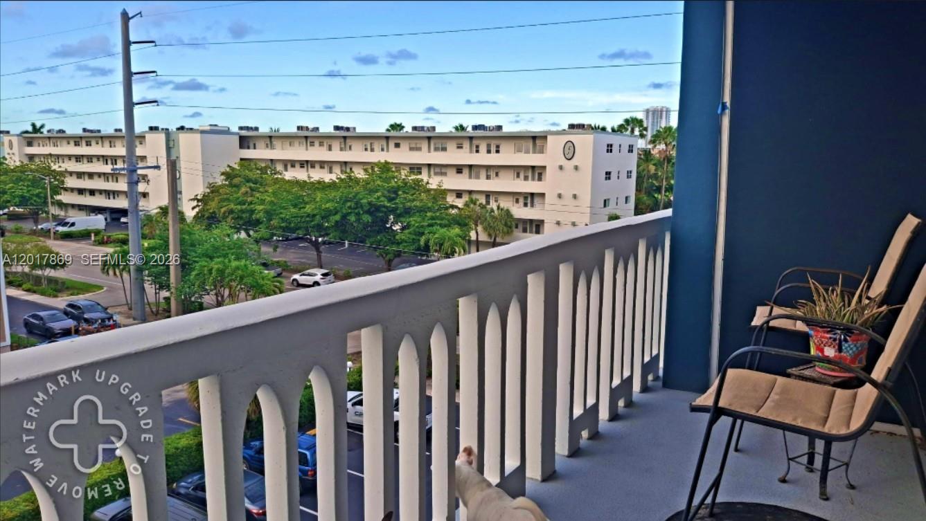 MEADOWBROOK CONDO APTS BL - Residential