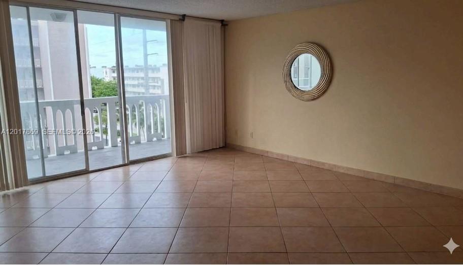 MEADOWBROOK CONDO APTS BL - Residential