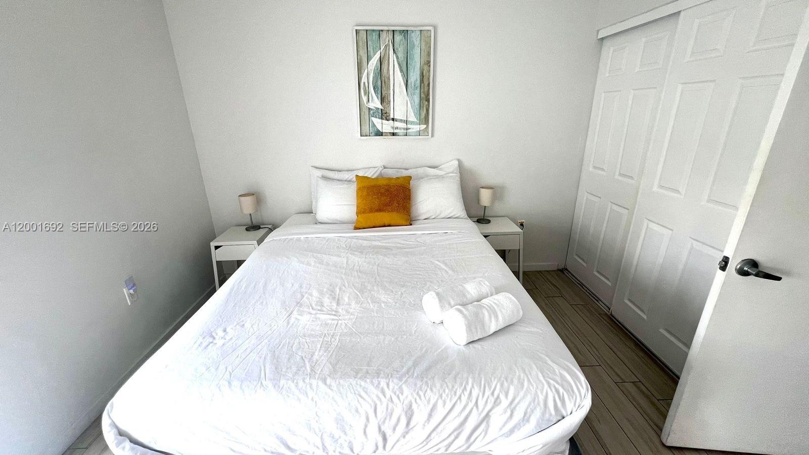 EMILIA CONDO - Residential