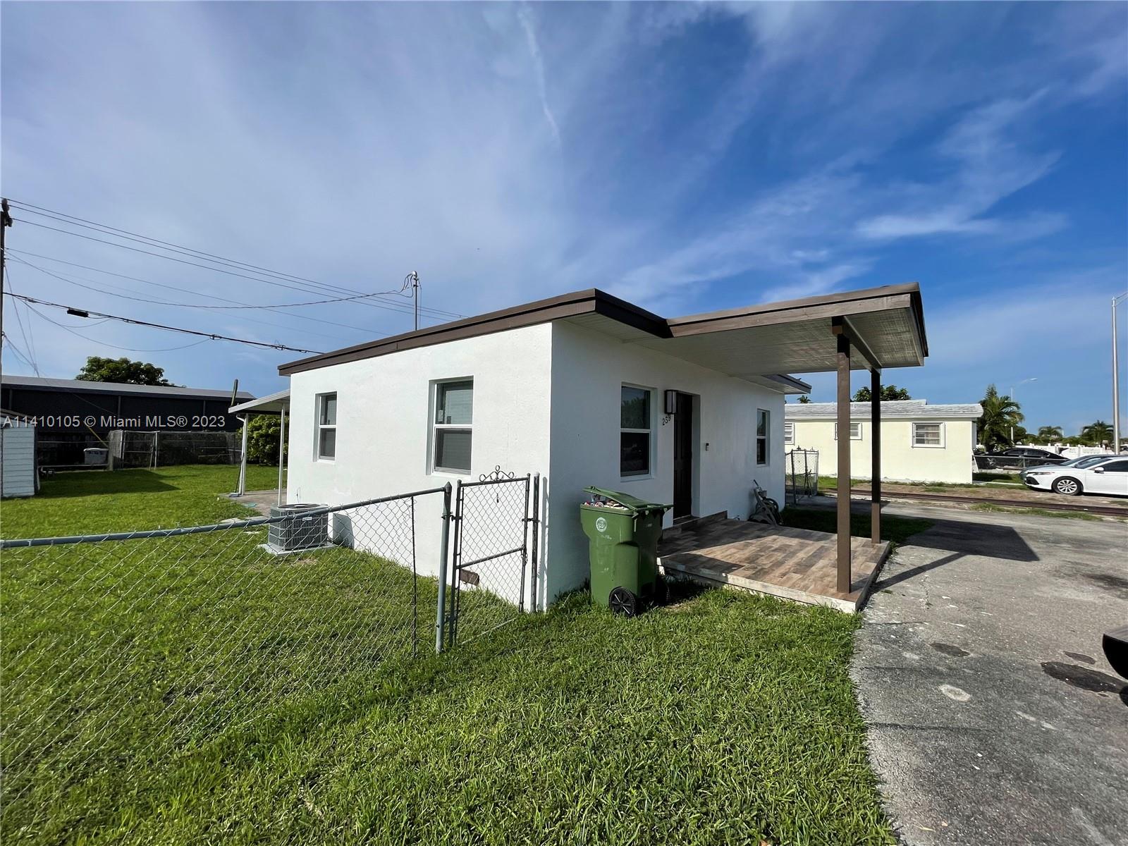 HIALEAH 9TH ADDN - Residential Lease