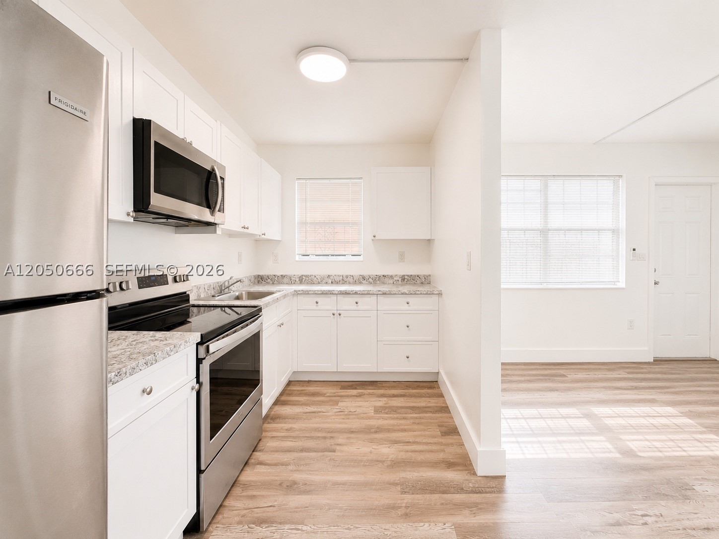 NORTH ROCKMOOR TRACK - Residential Lease