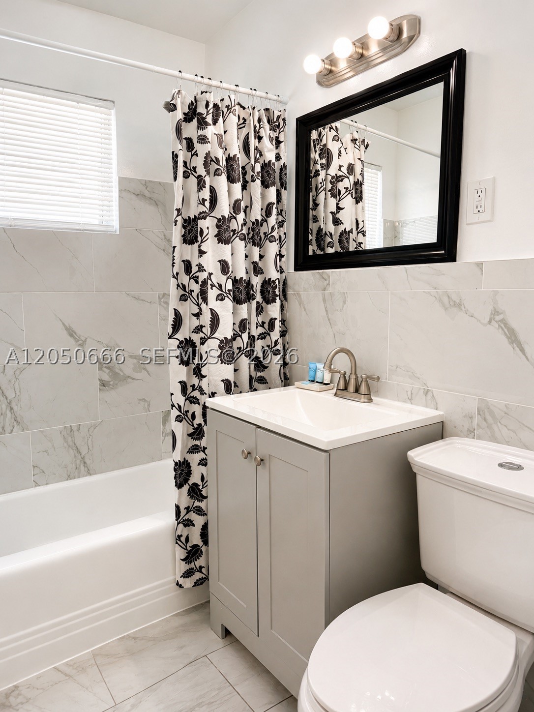 NORTH ROCKMOOR TRACK - Residential Lease