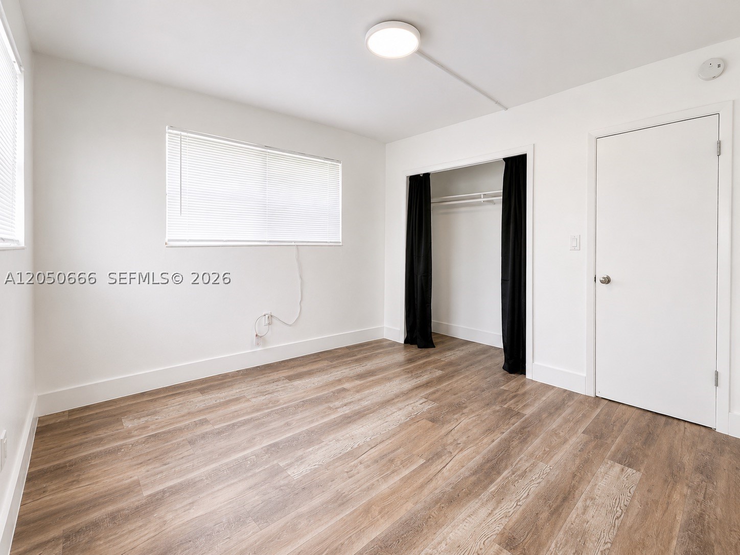 NORTH ROCKMOOR TRACK - Residential Lease